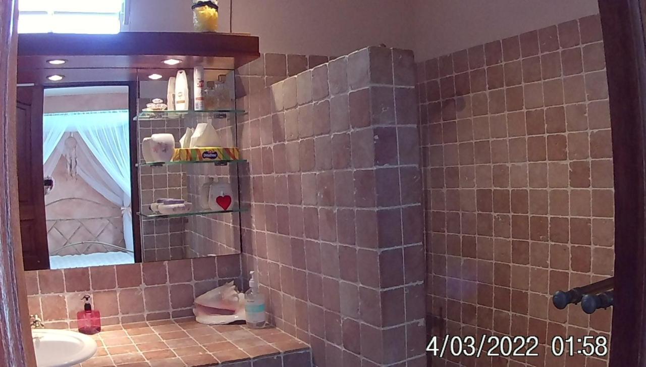 Agreable Chambre D'Hotes, Sdb, Piscine, Carbet Cuisine. แซงต์-โคลด ภายนอก รูปภาพ