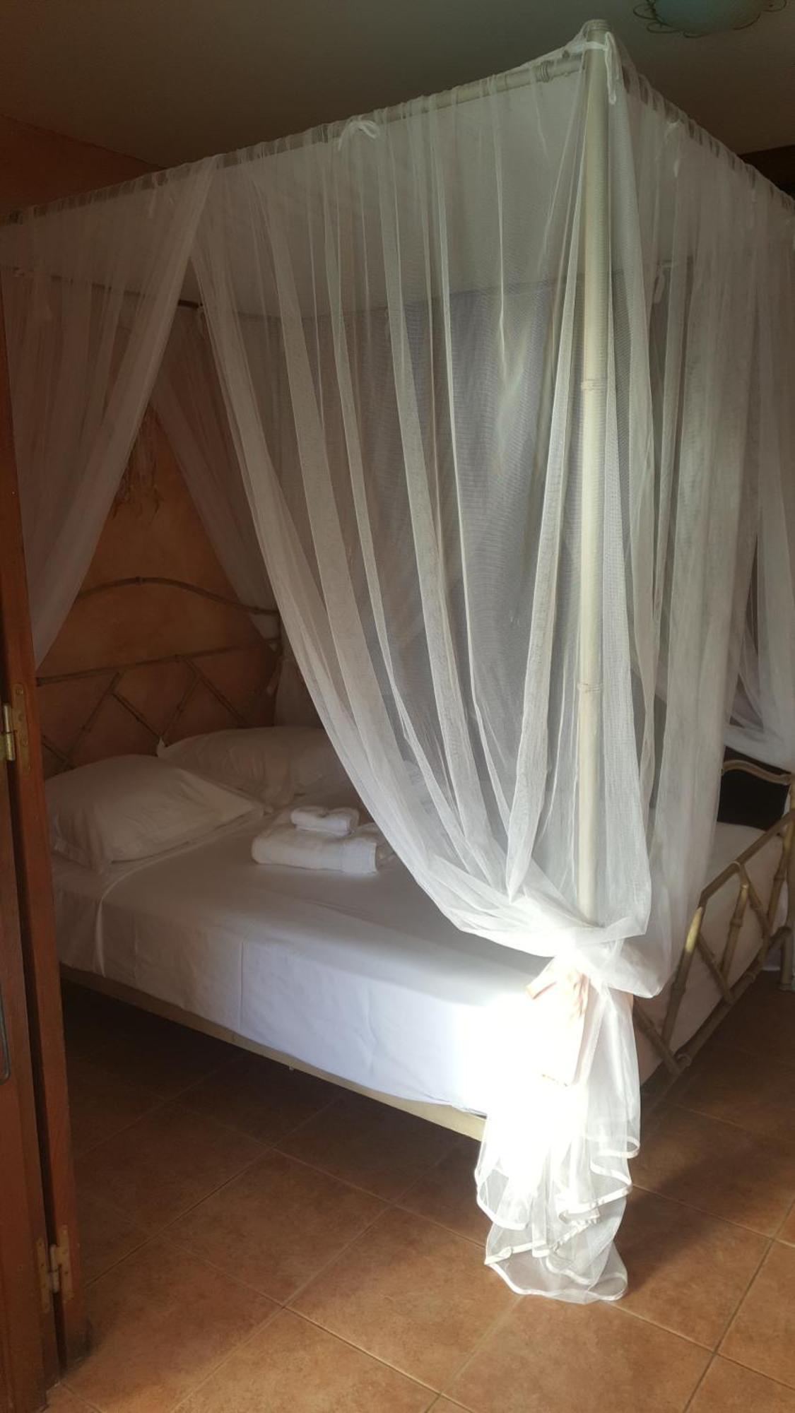 Agreable Chambre D'Hotes, Sdb, Piscine, Carbet Cuisine. แซงต์-โคลด ภายนอก รูปภาพ